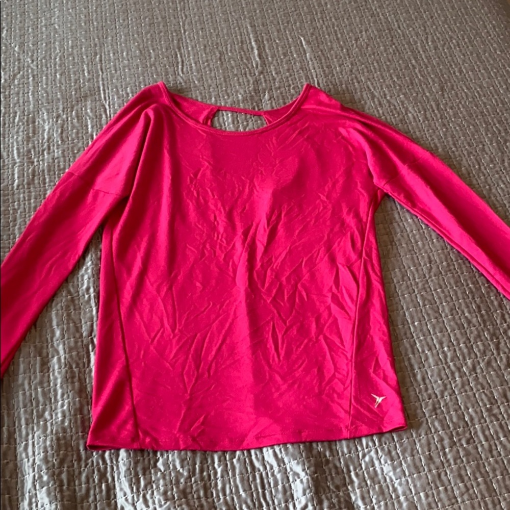athletic top with open back